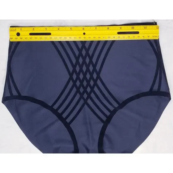 NWT HONEYLOVE Silhouette Brief w/ Velvet Trim Women's Size Small in BLack - Picture 7 of 7